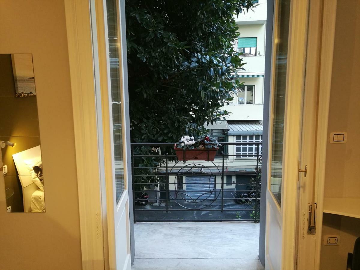 B&B Marange Наполи Екстериор снимка